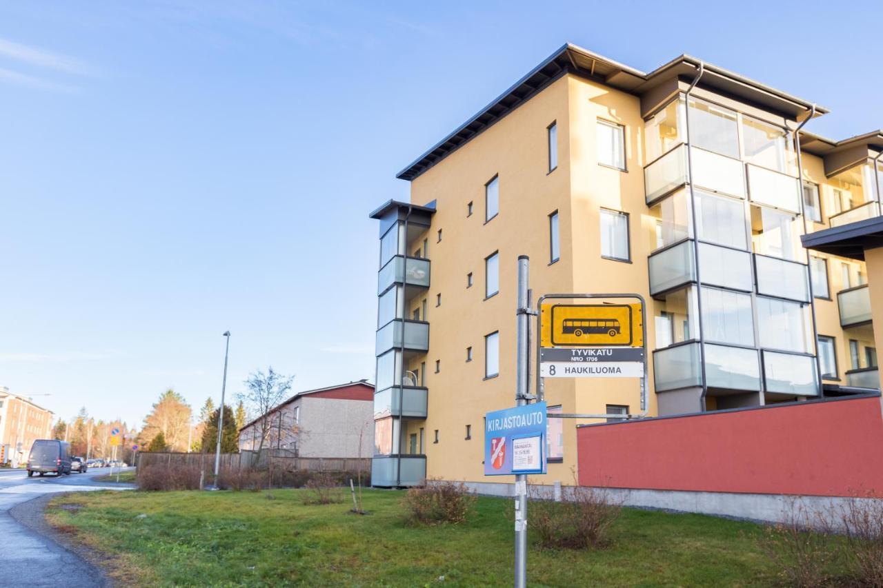 Апартаменти Valoisa Parvekkeellinen Kaksio, Oma Parkkipaikka Тампере Екстер'єр фото